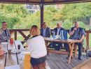 Manferd Ortamn wita uczestnikow