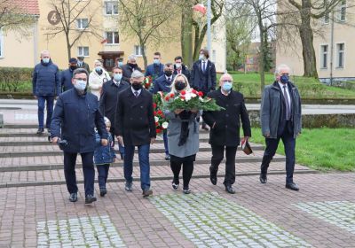 Przedstawiciele samorządu upamiętnili Święto Narodowe Trzeciego Maja