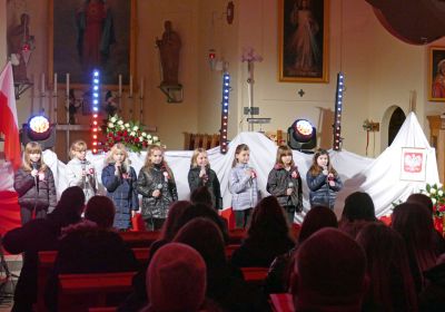 Koncert pieśni patriotycznych w Nowym Dworze