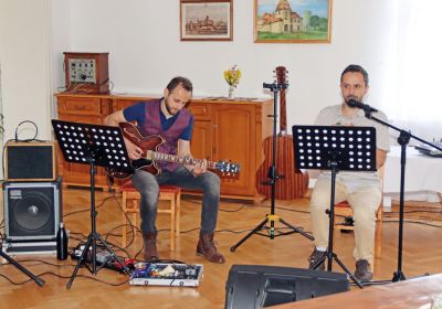 Koncert zespołu DOBRE LUDZIE w Warsztacie Terapii Zajęciowej w Górkach