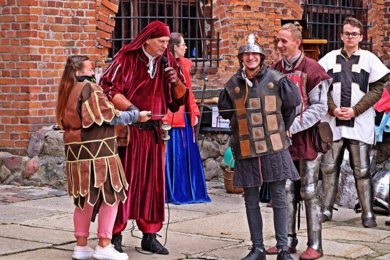 projekt lekcja historii4