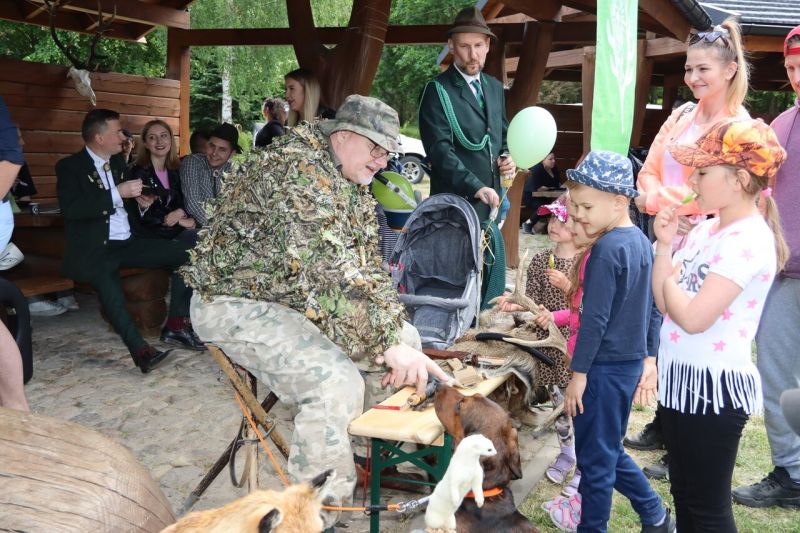 Mysliwi w oczach dzieci3