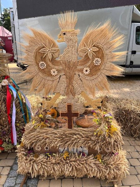 Wieniec dożynkowy, zgłoszony w konkursie. 