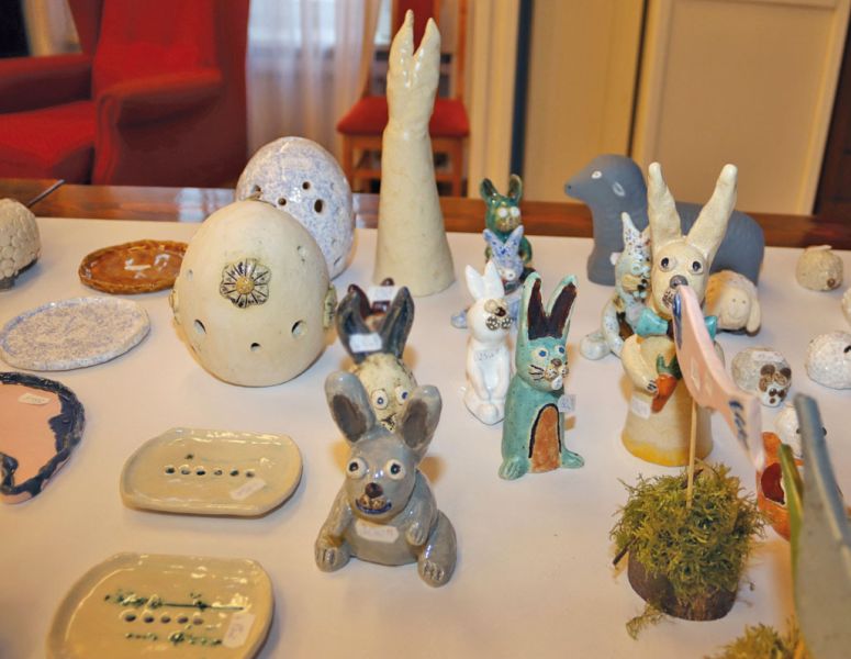 Ozdoby świąteczne przygotowane przez uczestników WTZ.