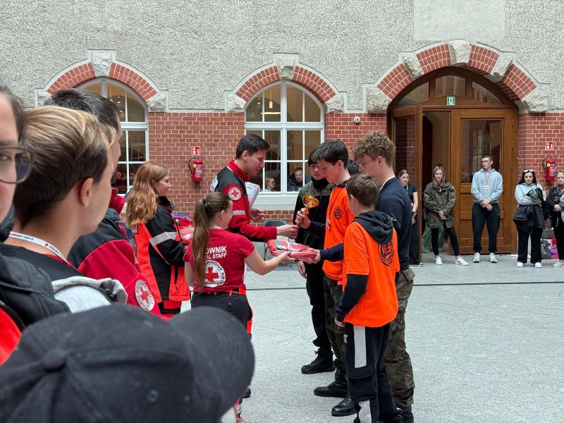drużyna SP 6 w Kwidzynie reprezentująca powiat kwidzyński