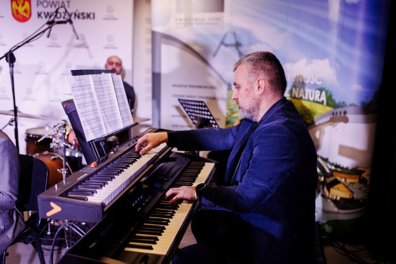 występ Quedin Kwartet z solistą Jakubem Kanigowskim