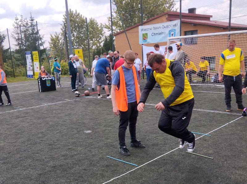 Zawodnicy WTZ w Ryjewie podczas rywalizacji w trakcie Olimpiady Sportowej dla Osób z Niepełnosprawnościami województwa pomorskiego