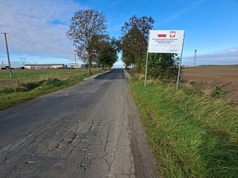 Droga nr 3206G po przebudowie, odc. nr 9, tablica informacyjna