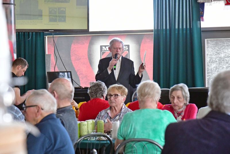 Spotkanie członków i sympatyków TKLN „Ojczyzna” wraz z zaproszonymi gośćmi.