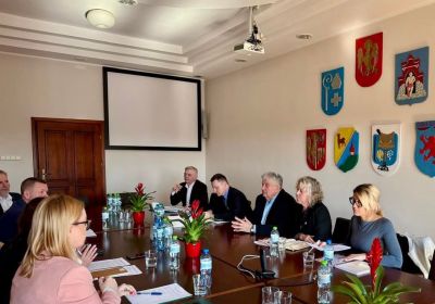 Spotkanie w sprawie wsparcia dla pracowników zlikwidowanej firmy Plati