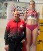 Nagrodzona zawodniczka Kwidzyńskiego Klubu Lekkoatletycznego Rodło, wraz z trenerem.