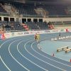 Uczestnicy lekkoatletycznych Halowych Mistrzostwach Województwa Pomorskiego, w trakcie rywalizacji.