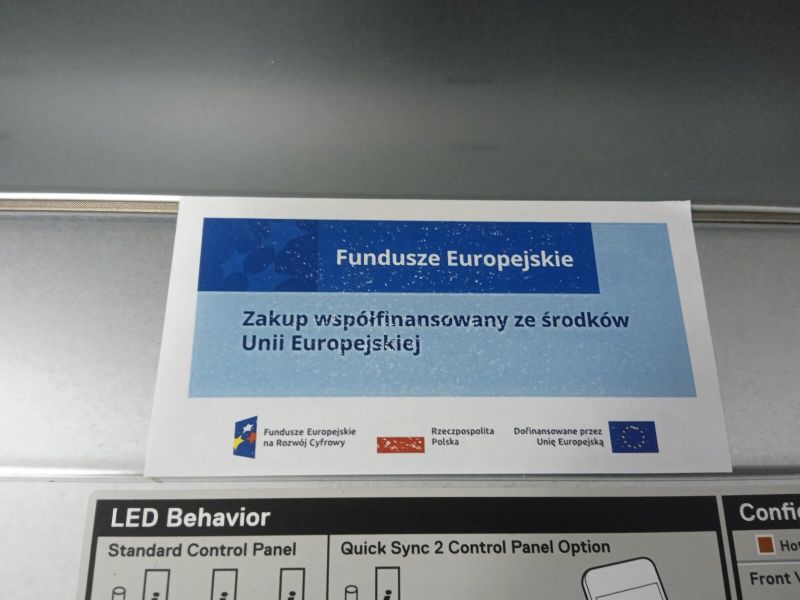 naklejka informująca o dofinansowaniu zakupu ze środków unijnych